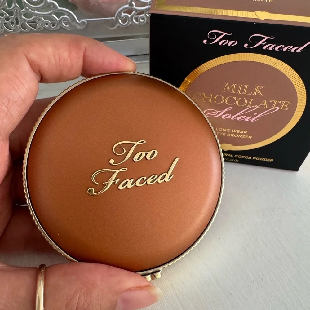 Too Faced Milk Chocolate Matte Bronzer - Warm Tan Brown